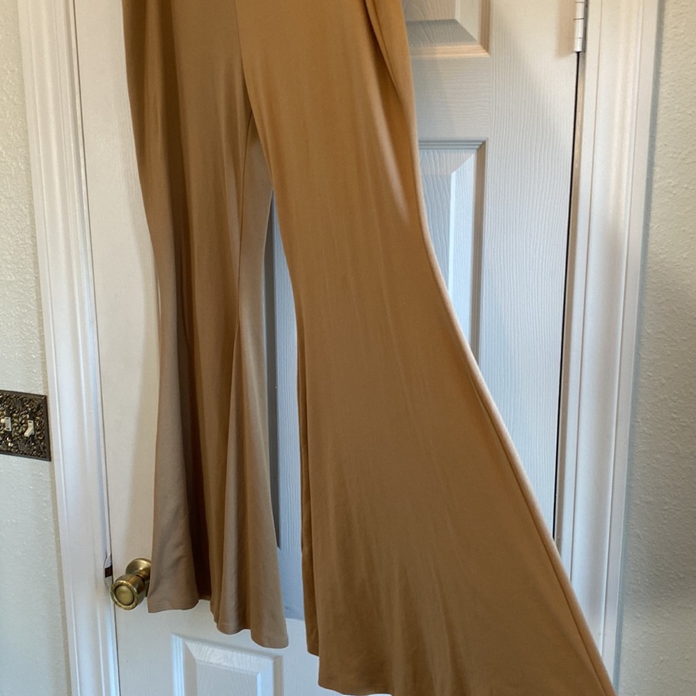 💖Wide Leg/Flare Leg Camel Color Pants. Size 1X EUC💖 - Picture 1 of 6